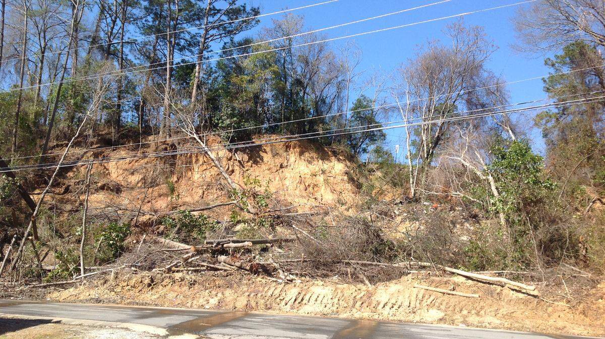 Mike Owen/mowen@ledger-enquirer.comThe heavy rains in December caused a section of this steep hill between Lindsay Drive and Eighth Street to collapse.