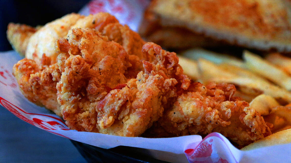 Wings, waffles and desserts on the menu at Pasco chicken shop opening soon