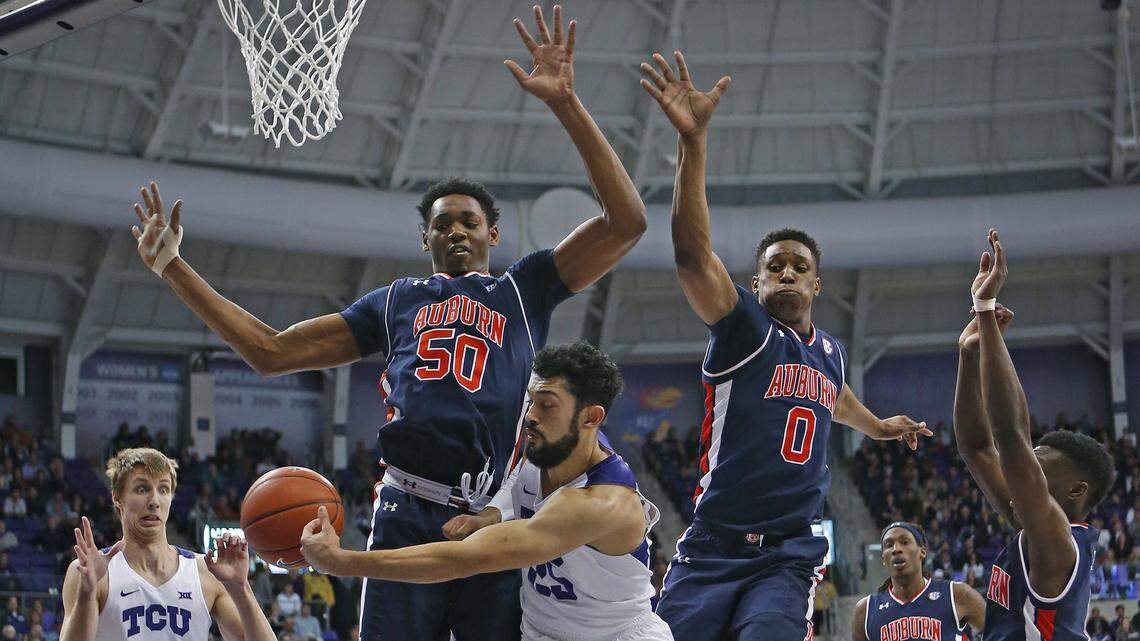 Embattled Auburn basketball player makes NBA Draft decision