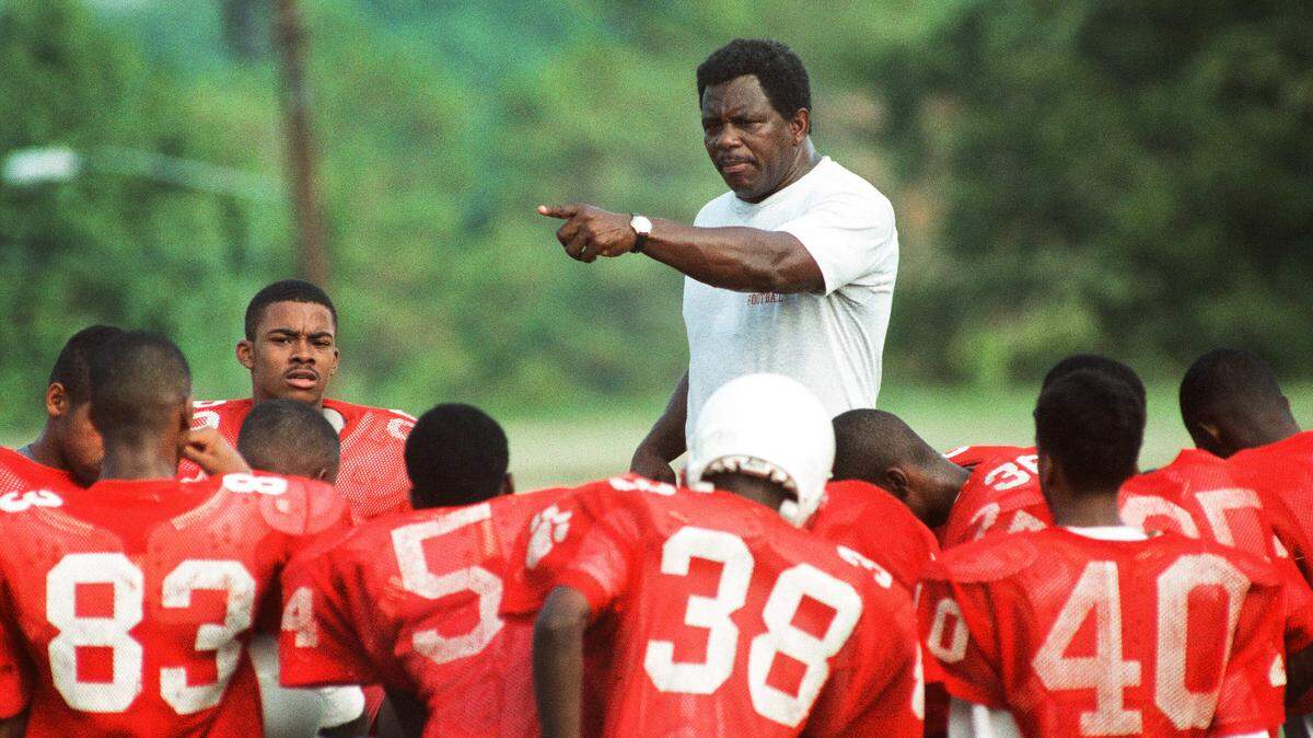 Wallace Davis was the longtime head football coach at Carver High School in Columbus, Georgia.