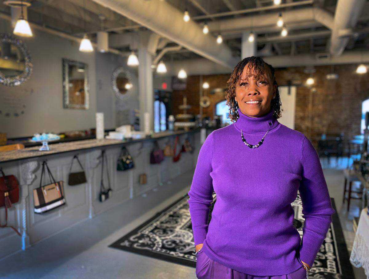 Natasha Johnson is the owner of Eloquence Fashion Cafe in Columbus, Georgia. 01/13/2023