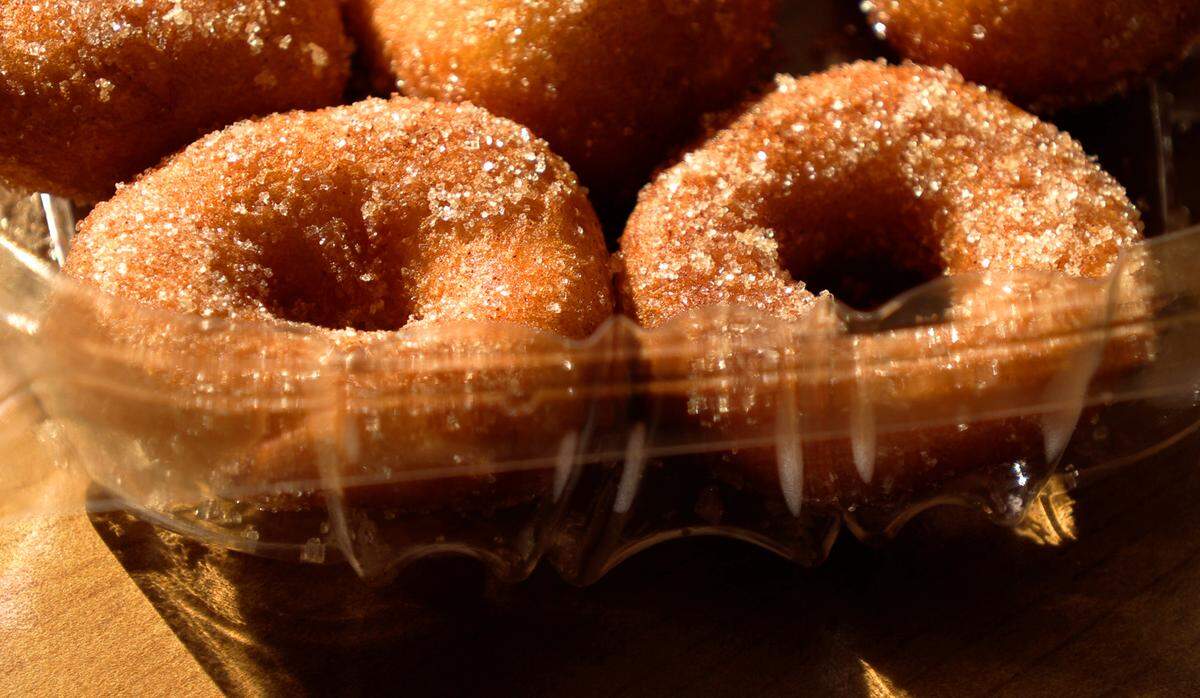 These are the cinnamon and sugar donuts available at Donuts & More. Restaurateur Mark Jones has opened Donuts & More on Broadway in downtown Columbus, Georgia. It’s at 1115 Broadway, formerly Flip Side Burgers & Tacos.
