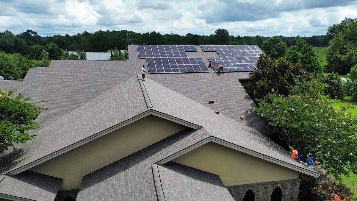 Georgia BRIGHT commercial recipients, Trinity Episcopal Church receives the finishing touches of solar panel installation in August 2024.