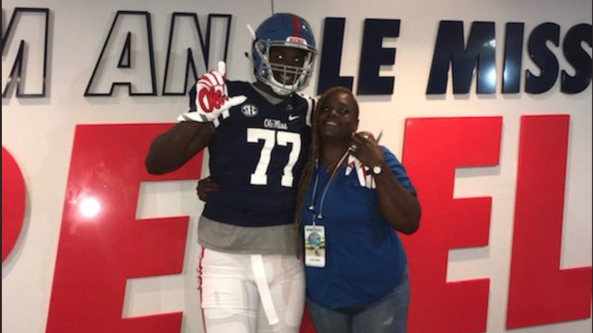 Ole Miss picks up their sixth offensive line commit in the Class of 2019 in New Orleans’ Caleb Etienne