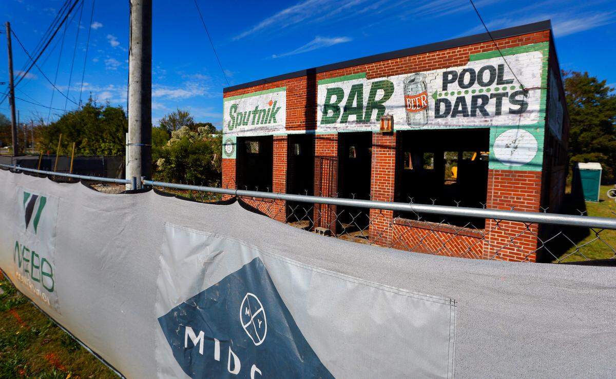 The building that once housed the Sputnik Bar sits at the corner of 15th Street and 5th Avenue in Columbus, Georgia. 11/14/2022