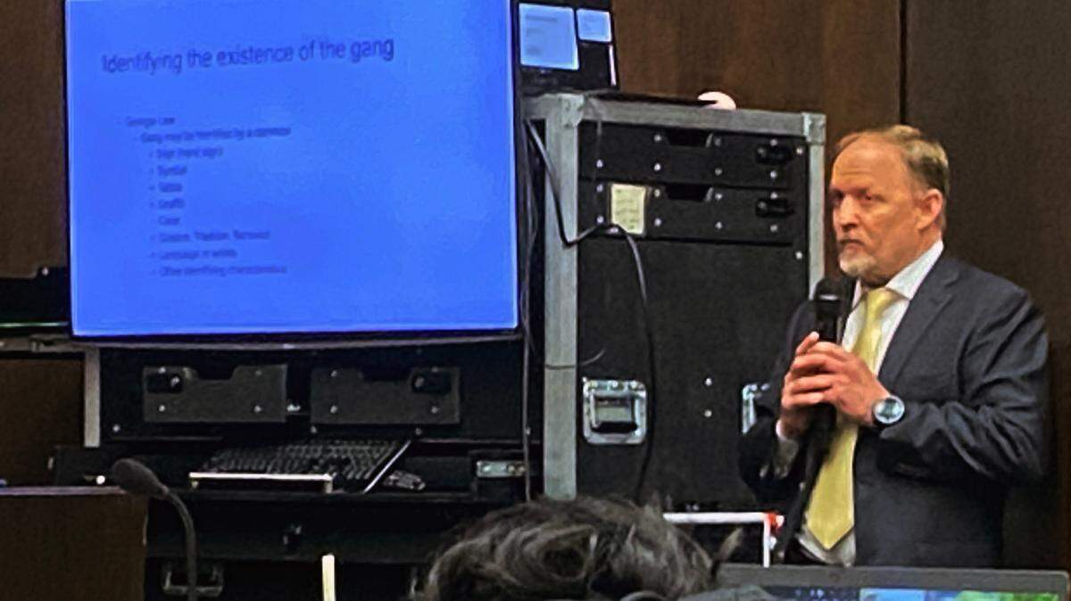 State gang expert William Murdock testifies during a murder trial in Columbus, Georgia. 11/07/2023