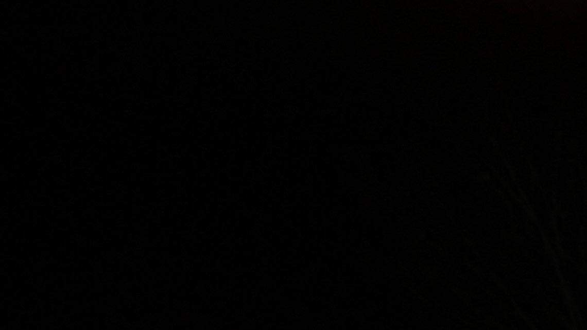 Joe Paull jpaull@ledger-enquirer.com
Thousands of fans stood outside the Auburn Athletic Center for hours with temperatures in the mid-30s waiting for the football team to arrive.