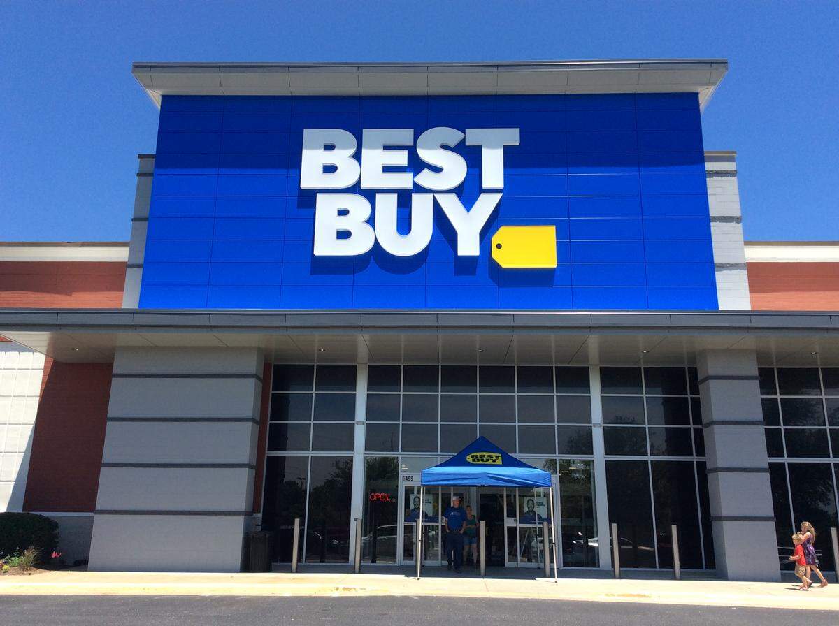 The Columbus Best Buy has moved to a new location in north Columbus after having been located on Manchester Expressway near Peachtree Mall for the past 15 years.