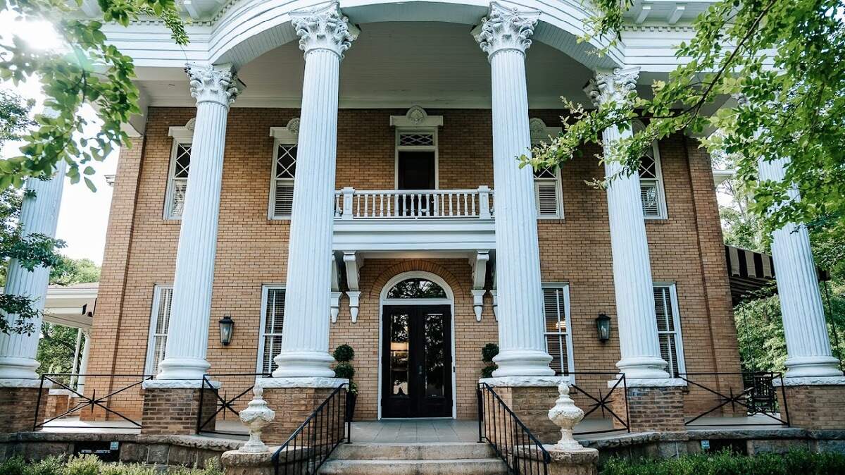Heritage House is located close to Historic Downtown Opelika.