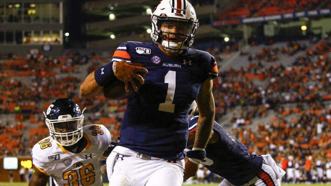 LIVE: No. 7 Auburn Tigers take on Mississippi State Bulldogs for SEC home opener