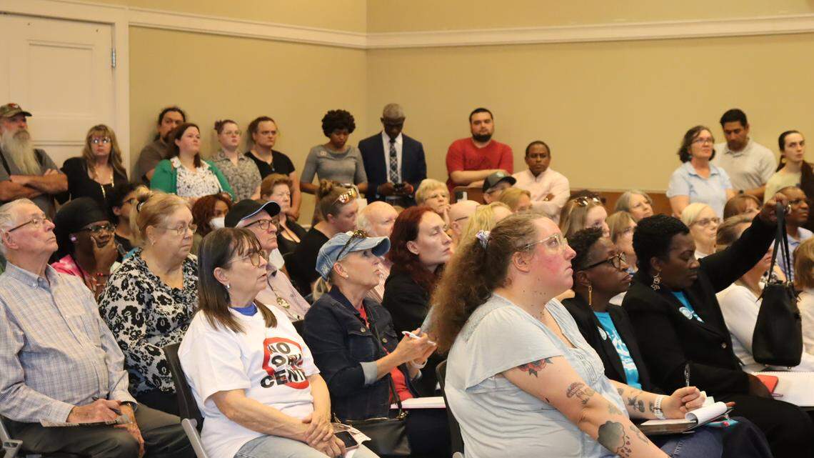 Columbus residents want data center put to a vote. Town hall reaches 120 attendees