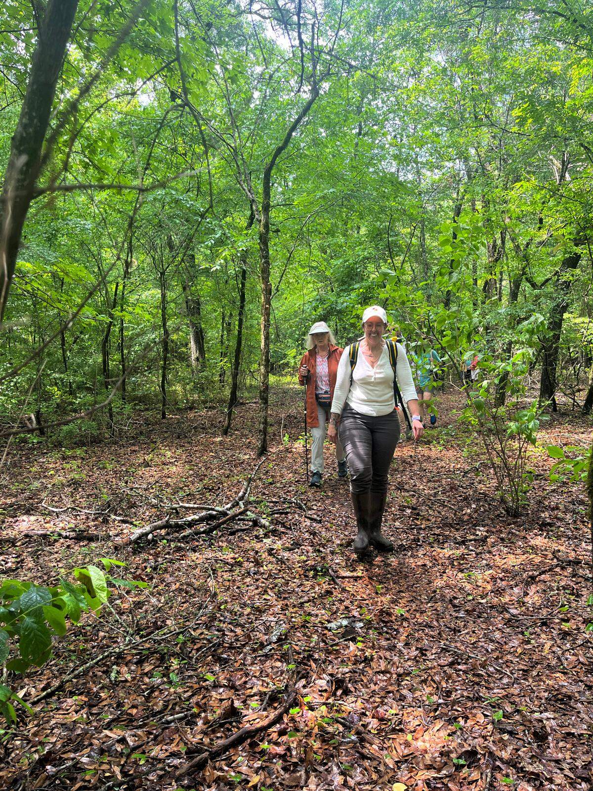 Sarah Tash, shoal lily researcher from Auburn University’s wetland and riparian lab, took a group of enthusiastic botanists, all members of the Columbus Botanical Garden, to Flat Shoals Creek (a tributary of the Chattahoochee north of Columbus), to see the rocky shoals spider lilies.
