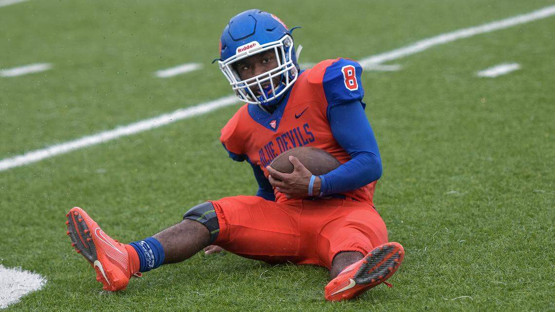 ‘I’m going to take it.’ Why Columbus football star Tre Peterson is going Ivy League