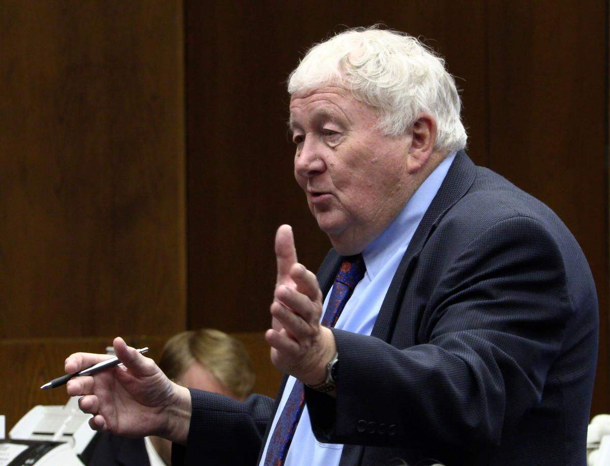 Defense attorney Mike Garner makes his closing argument in an earlier murder trial. 07/31/2023