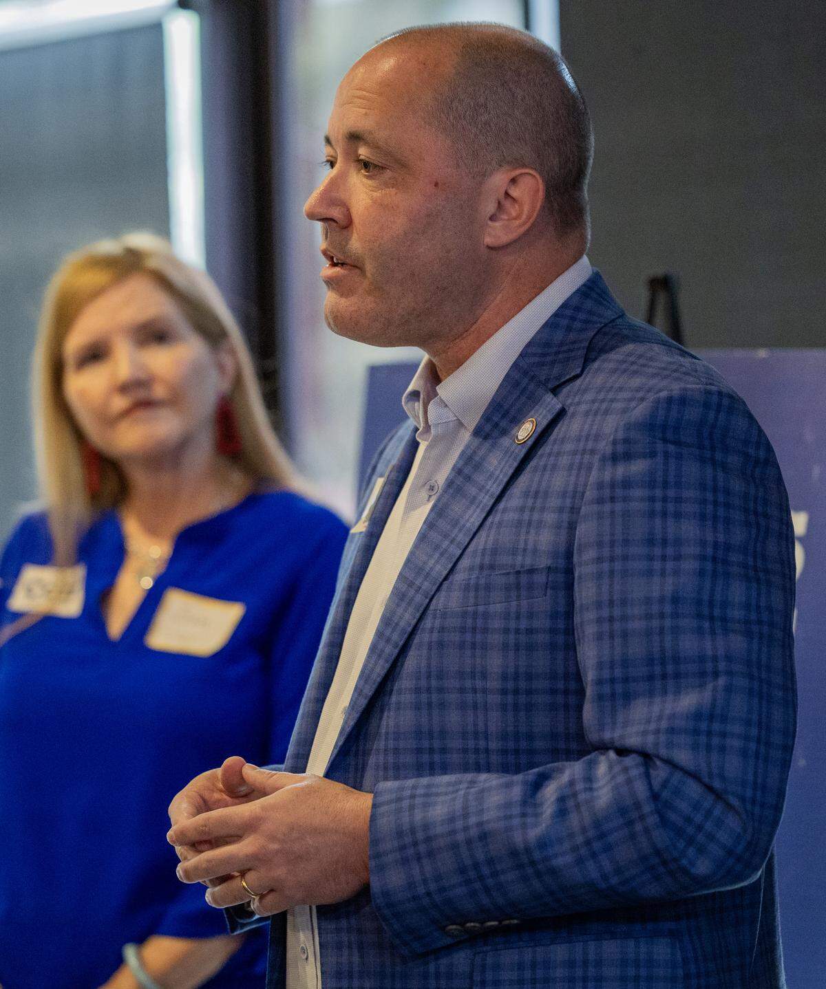 Georgia Attorney General and Republican gubernatorial candidate Chris Carr and his wife, Joan, make a campaign stop May 13, 2026, in Columbus at The Office Sports Bar & Grill.