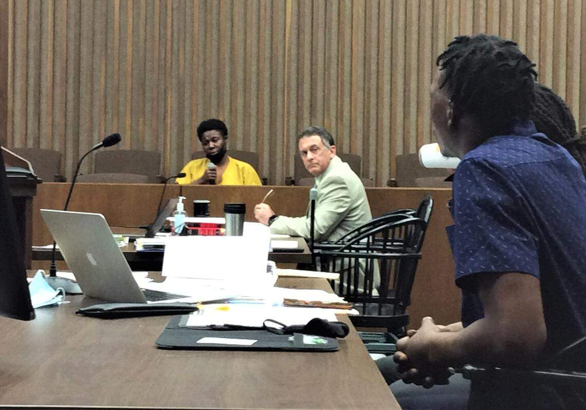 Erica Streeter identifies her brother-in-law Demetrius Johnson in court, as she testifies he fatally shot her boyfriend Jermaine Williams in a dispute over a drug deal.