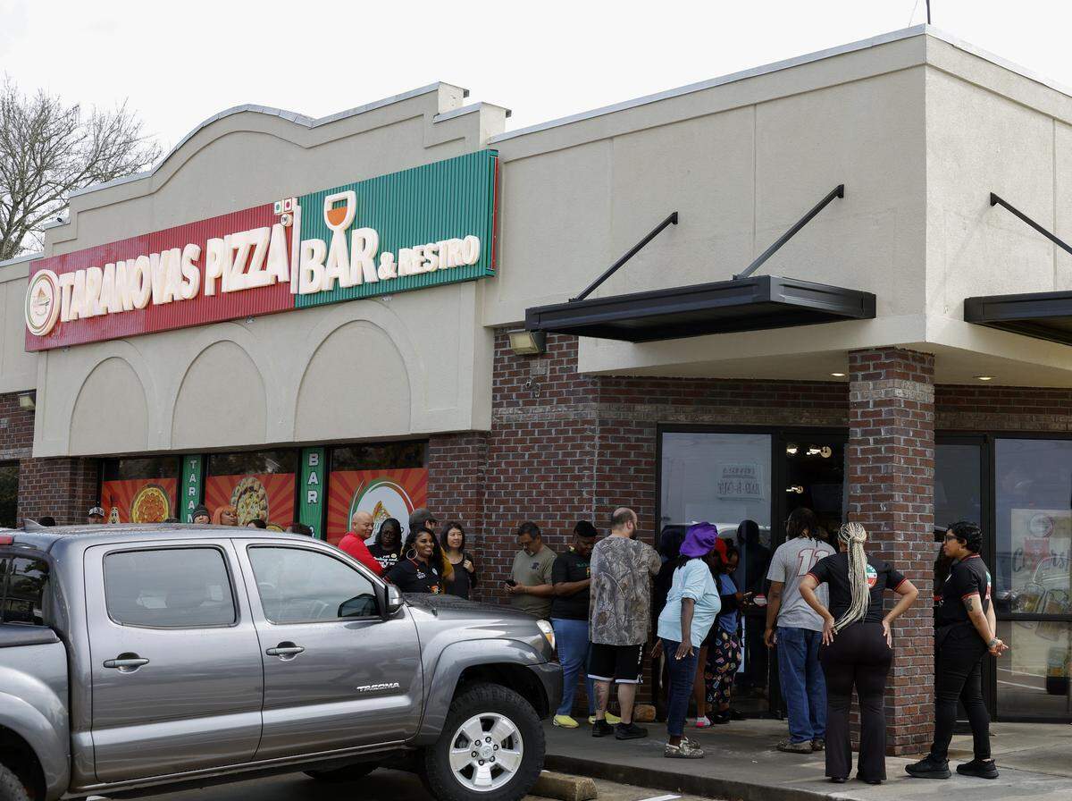 Taranovas Pizza in Columbus celebrated its grand opening Feb. 20, 2026, by giving away free pizza to the first 100 customers. Taranovas Pizza is at 4640 Warm Springs Road.