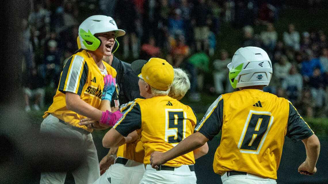 Phenix City overcomes 5-run deficit to win in extra inning at Little League World Series