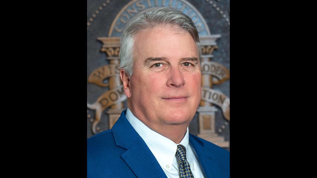 Columbus Mayor Skip Henderson.