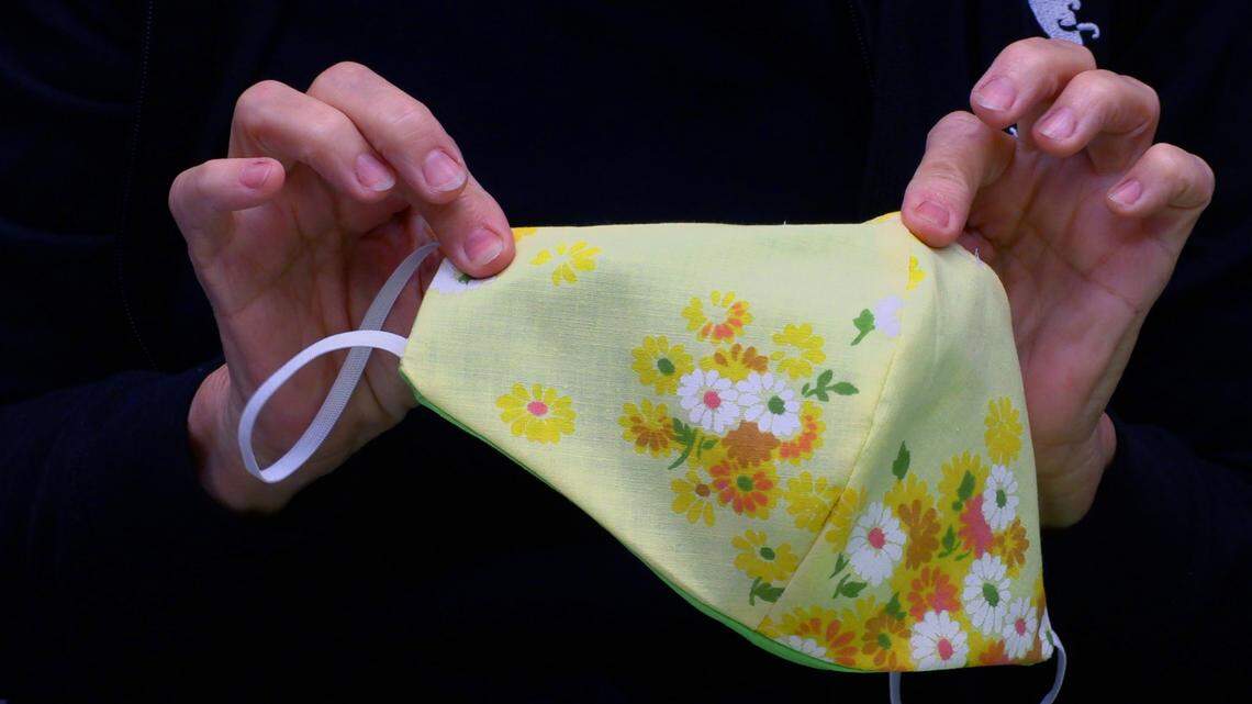 CDC now recommends most Georgians wear masks indoors as COVID transmission rises