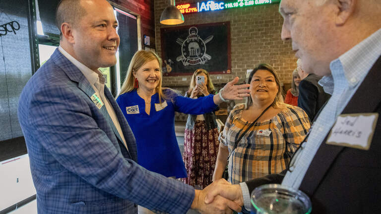 GA gubernatorial candidate Chris Carr talks crime, redistricting while in Columbus