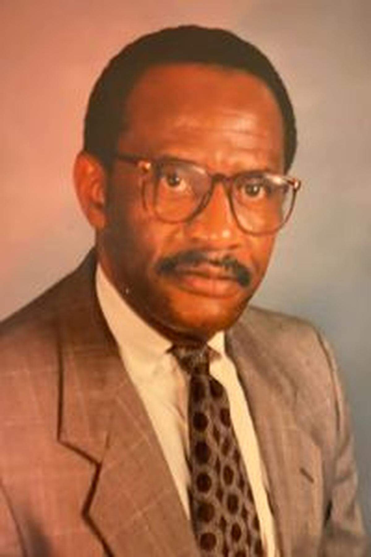 Sanford Isom