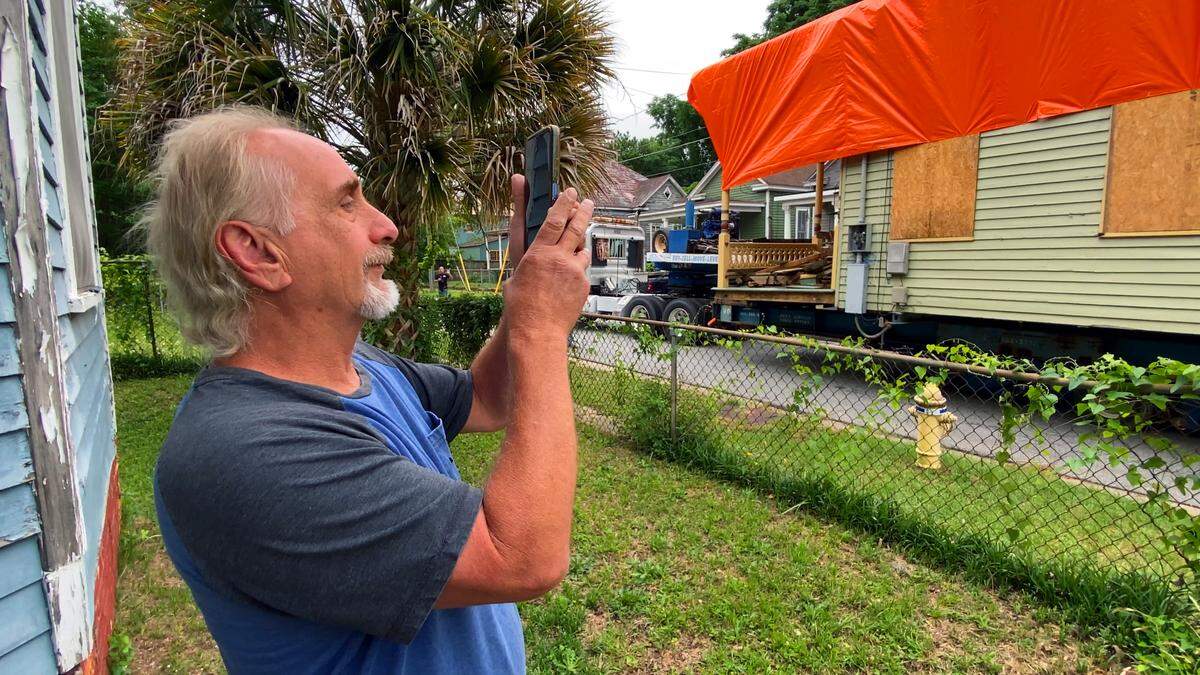 Mark Noles lives on 21st Street, next door to where the Alma Thomas House used to be. He recorded its departure on his cellphone, then drove to its current location to see it arrive. Historic Columbus moved the Alma Thomas House on May 12, 2026, from 411 21st St. in Rose Hill and placed it next to the Ma Rainey Home, 805 Fifth Ave., in the Liberty Heritage Historic District.