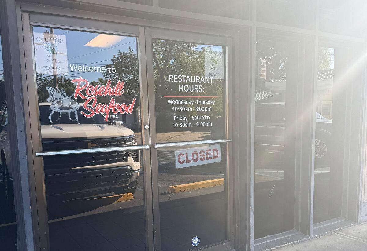 A sign at Rosehill Seafood in Columbus shows the restaurant is closed May 5, 2025.