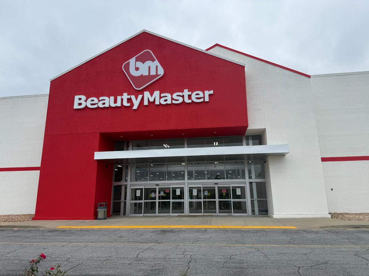 Beauty Master, an ethnic beauty department store chain headquartered in Duluth, Georgia, is opening a location in the former At Home store space at Peachtree Mall, 3131 Manchester Expy.,&nbsp;in Columbus.