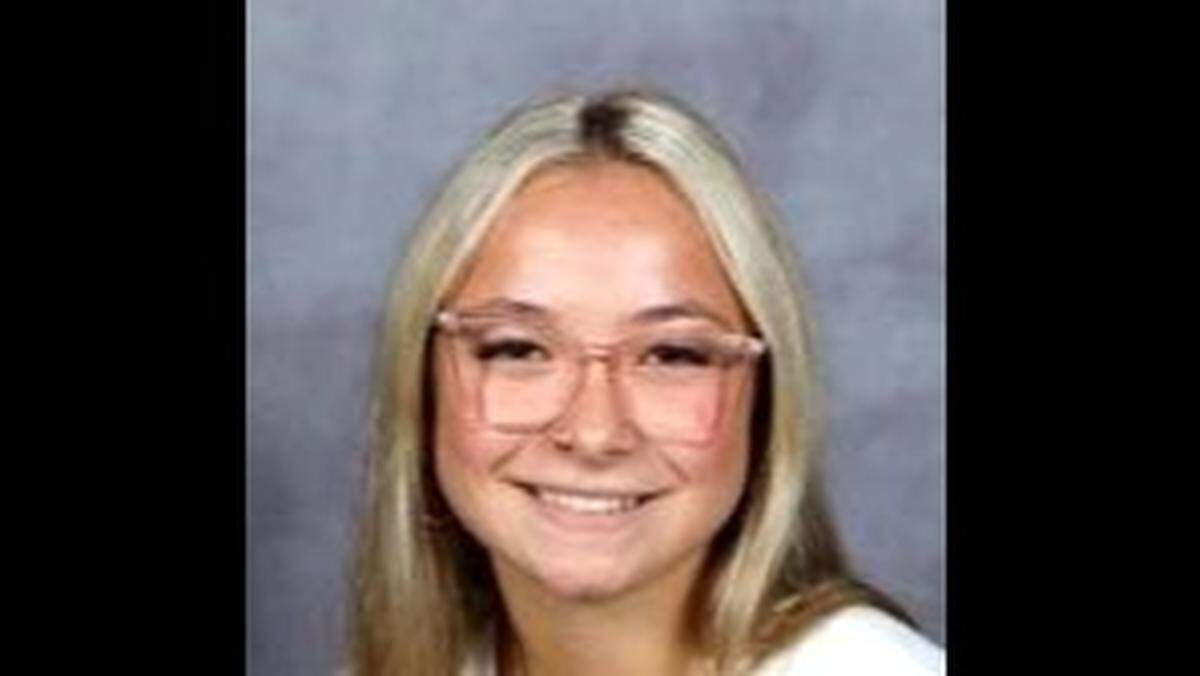 Ava Ives
