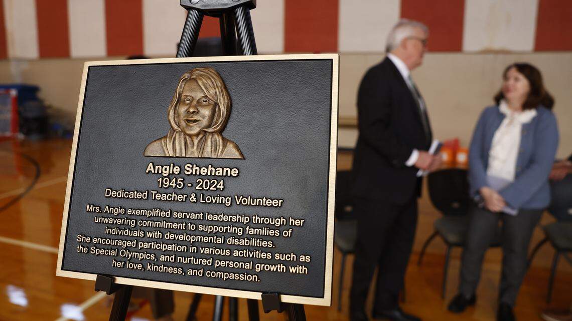 Columbus honors retired Muscogee County teacher for decades of community service