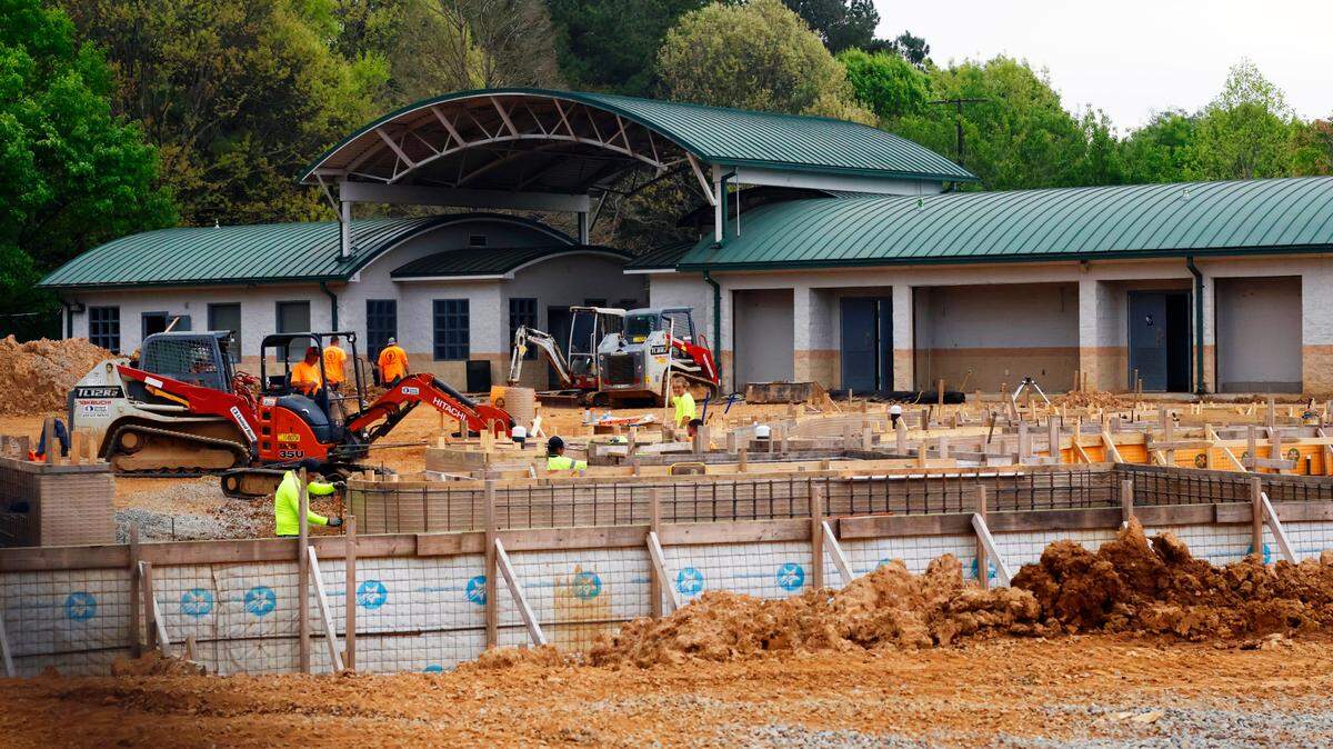 The Rigdon Park pool in Columbus is currently under reconstruction. 04/02/2024