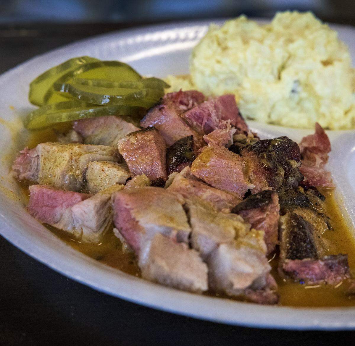 Ledger-Enquirer reporter Kelby Hutchison ate for the first time at Chicken Comers Bar-B-Que in Phenix City on March 23, 2026.
