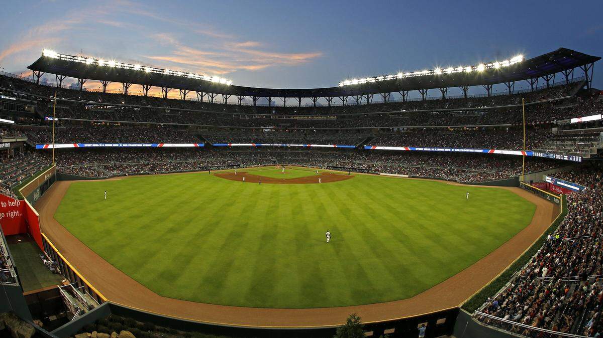 General view of Suntrust Park during the game between the Atlanta Braves and the San Diego Padres on June 15, 2018 in Atlanta, Georgia.