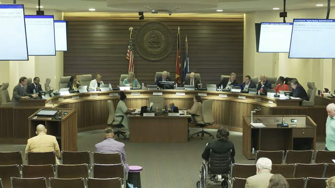 Columbus curfew may become permanent. Motion to allow more public feedback fails
