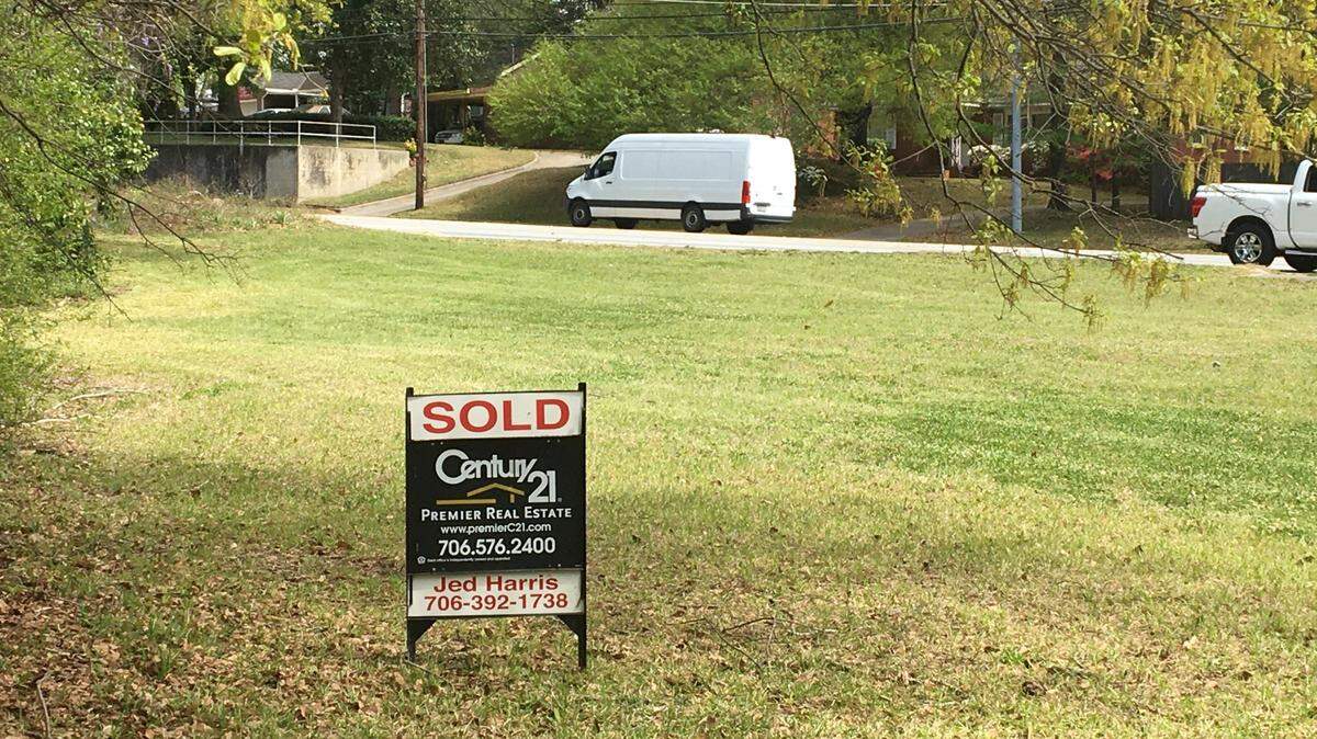One of the last undeveloped properties along the Macon Road and Wynnton Road corridor has been sold. The 1.51 acres comprises four parcels, 1500 Dixon Drive, 1502 Dixon Drive, 1512 Dixon Drive, 1507 Wells Drive, and is zoned as RMF2, which means multifamily residential with a maximum of 32 units.