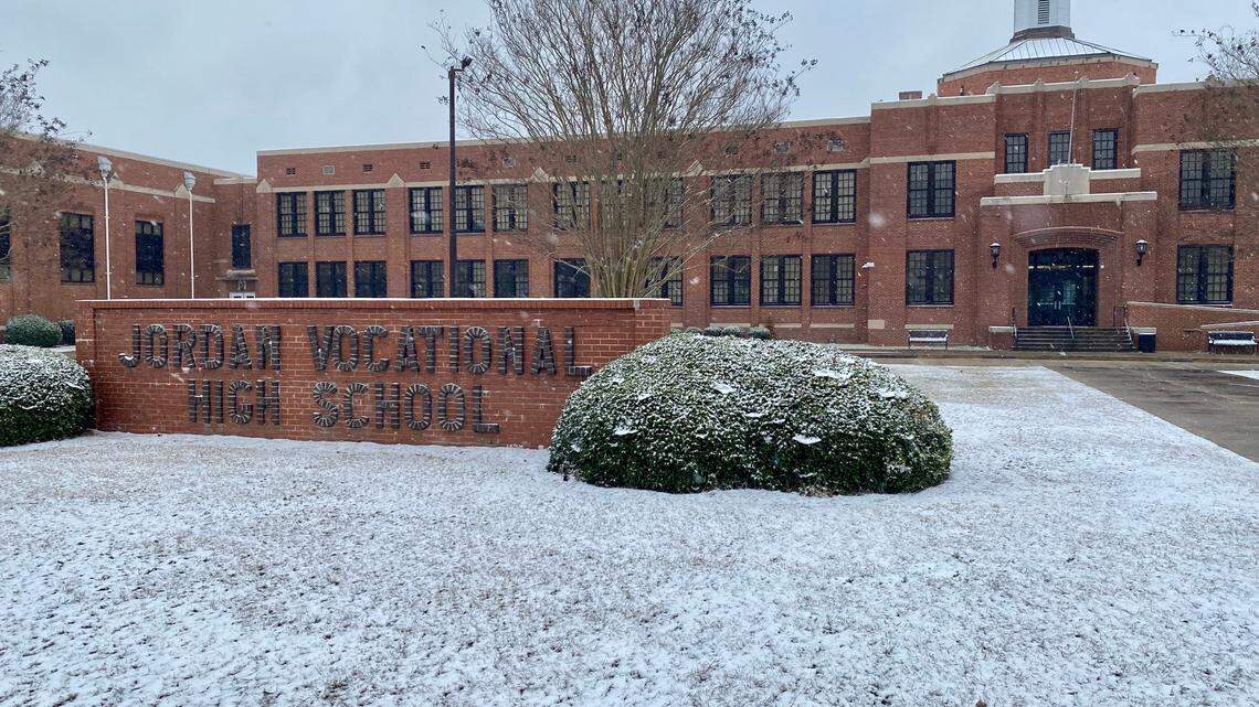 Columbus area schools announce whether they will reopen after winter storm’s snow