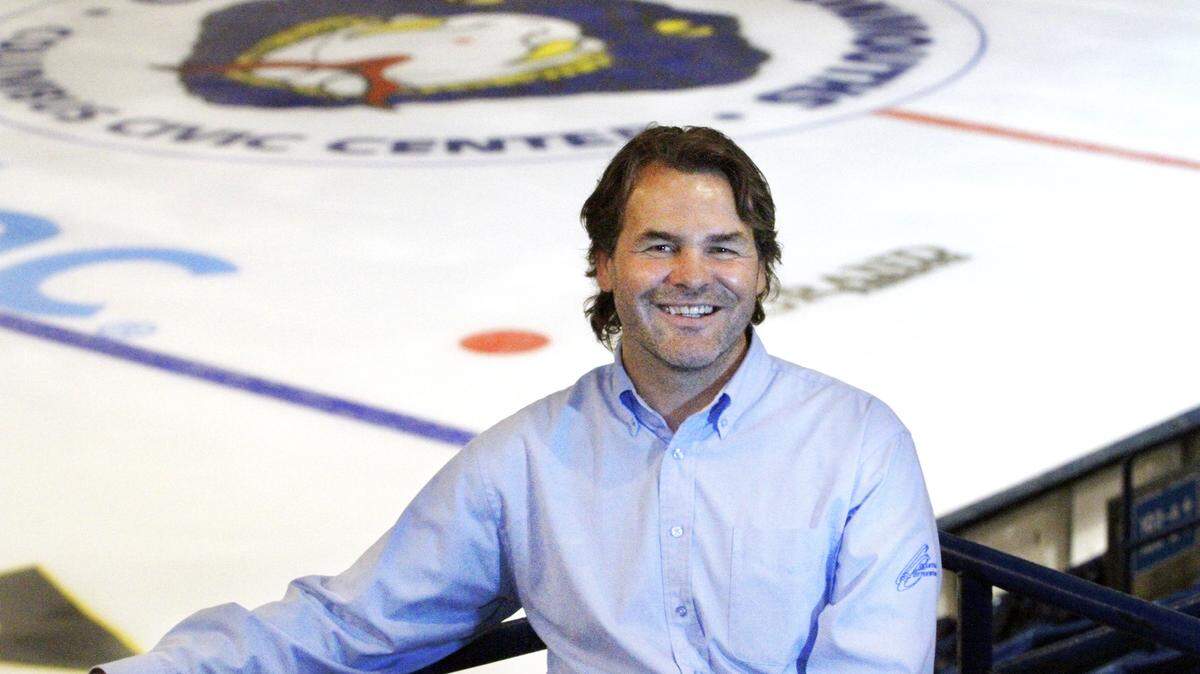 ROBIN TRIMARCHI rtrimarchi@ledger-enquirer.com 
 Jerome Bechard, Columbus Cottonmouths head coach and former team captain, talks with Ledger-Enquirer senior reporter Chuck Williams for the Sunday Interview. 10.01.14