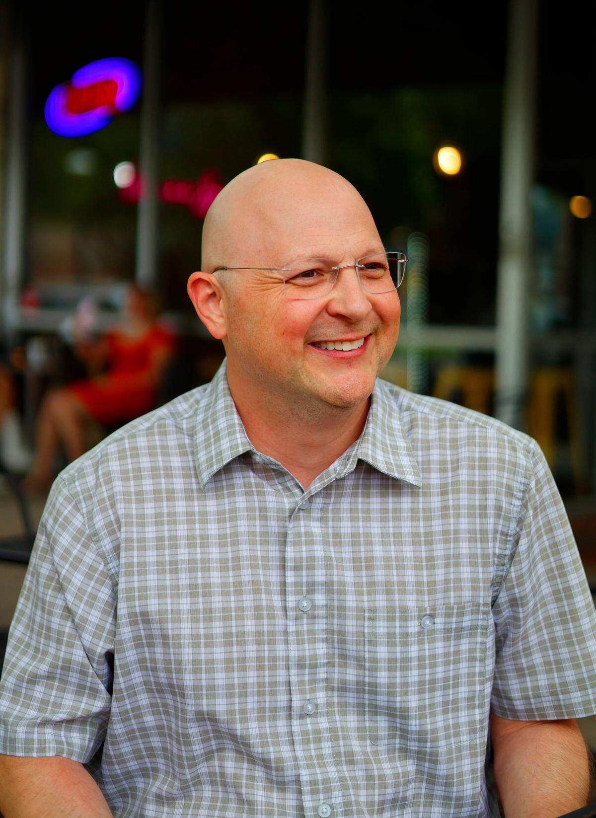 Clint Tyra talks about his experiences working as an extra in movies filmed in Columbus. Clint and his wife, Alex, ​appear in the movie “The Life and Deaths of Wilson Shedd,” a new prison-break thriller being filmed in Columbus.