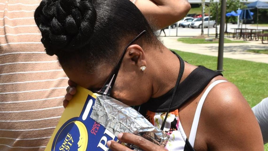 DIY solar eclipse viewers: How to make devices using things you already have at home