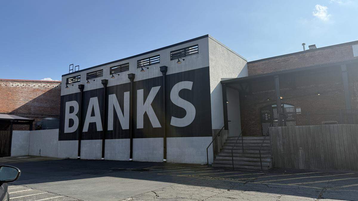 USA Cajun Station will open a brick-and-mortar restaurant in Columbus at Banks Food Hall, 1002 Bay Ave, in March 2026.