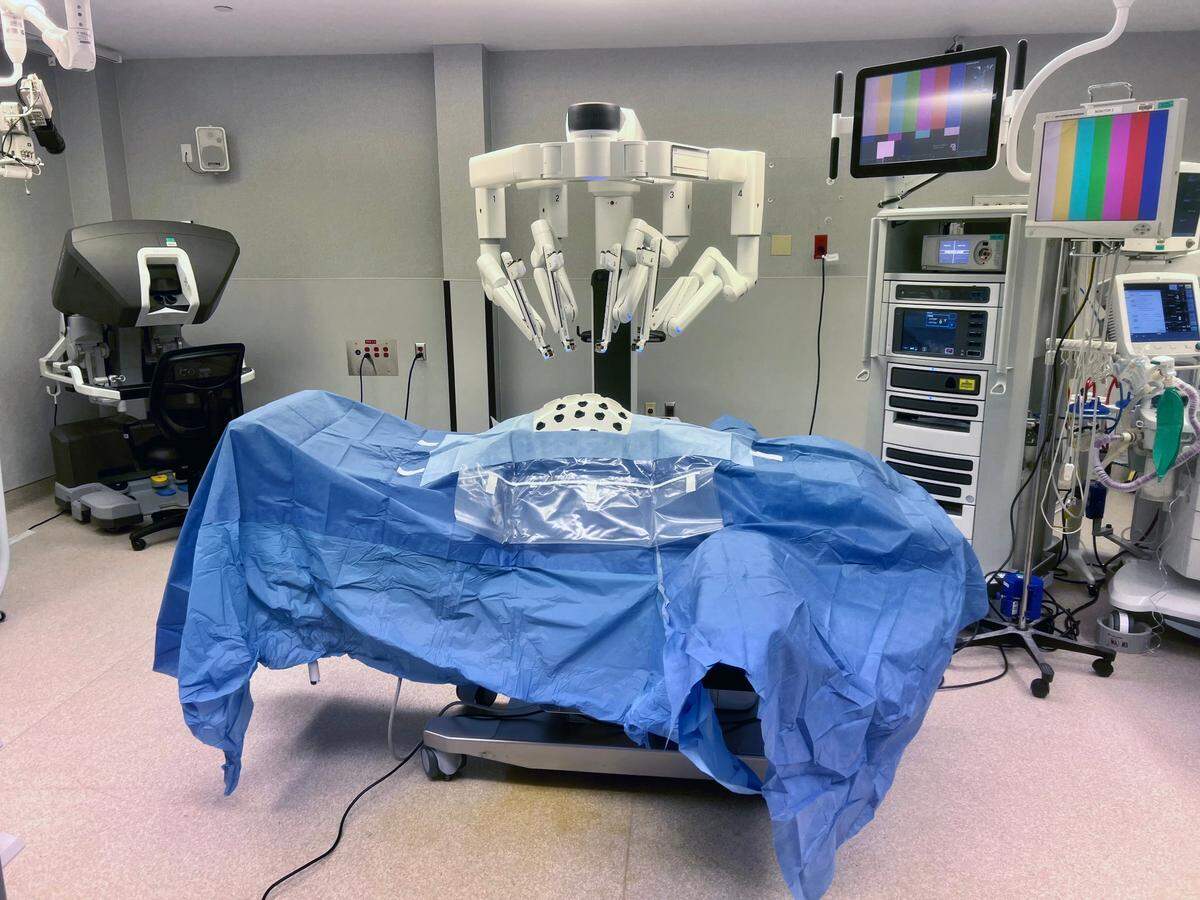 A new Da Vinci Xi Robotic Surgical System enables surgeons to perform a range of minimally-invasive procedures. Piedmont Columbus Regional announced recently the expansion of its robotic capabilities at the Northside Campus.