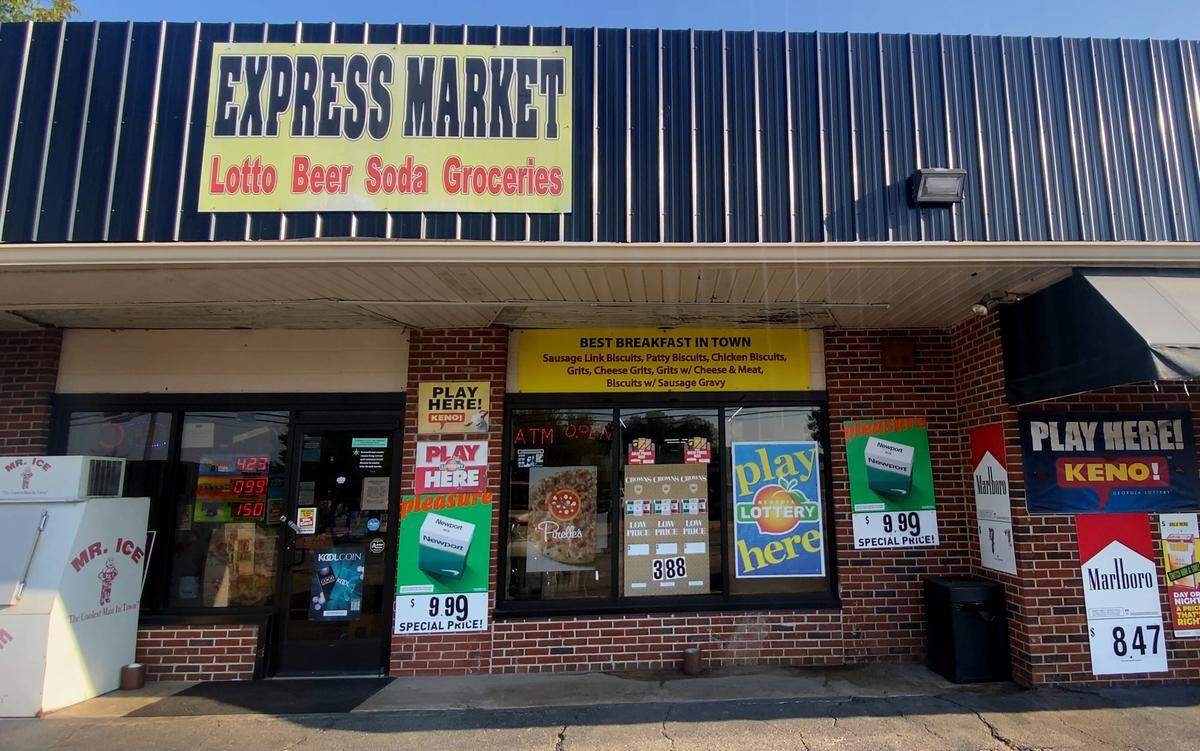 Express Market is at 1465 54th St. in Columbus, pictured Sept. 19, 2025.