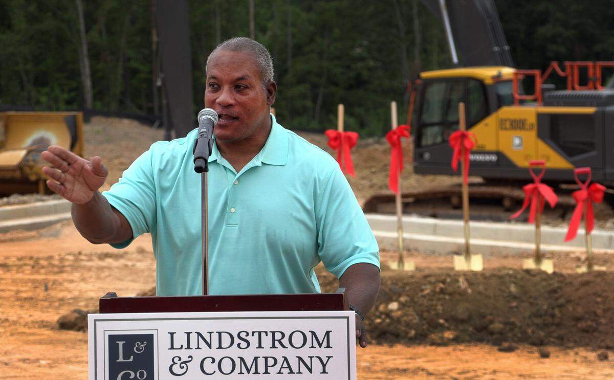 Phenix City Mayor Eddie Lowe speaks during the groundbreaking ceremony Thursday morning for a large development by Lindstrom & Company on HWY 280 in Phenix City, Alabama. 05/30/2024