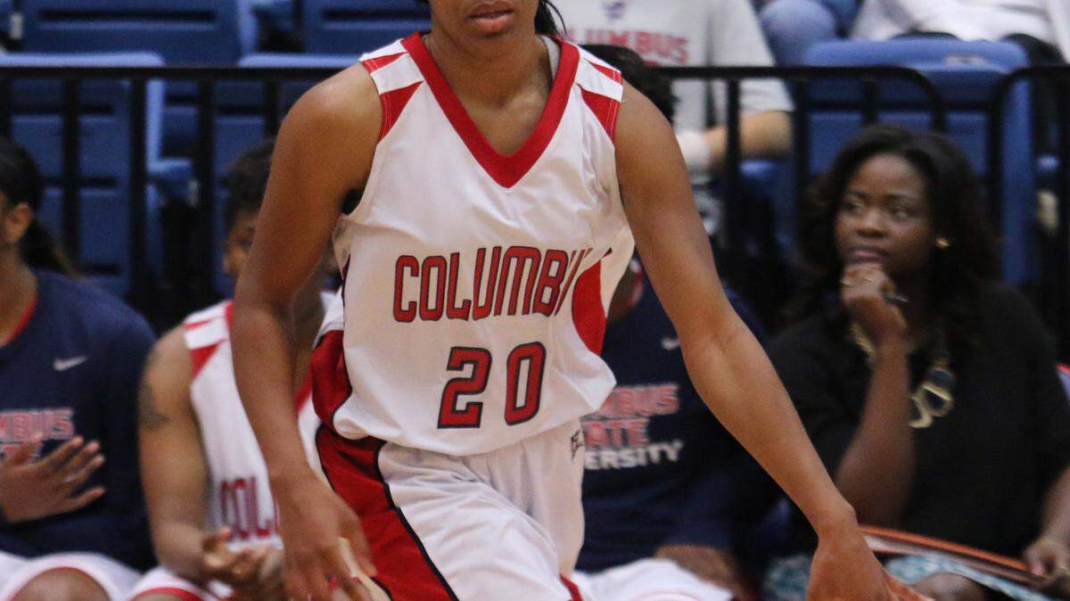 Columbus State guard Michelle Mitchell looks to drive in the third quarter of the Lady Cougars' 60-45 win over UNC-Pembroke on Thursday at the Lumpkin Center.DAVID MITCHELL/dmitchell@ledger-enquirer.com