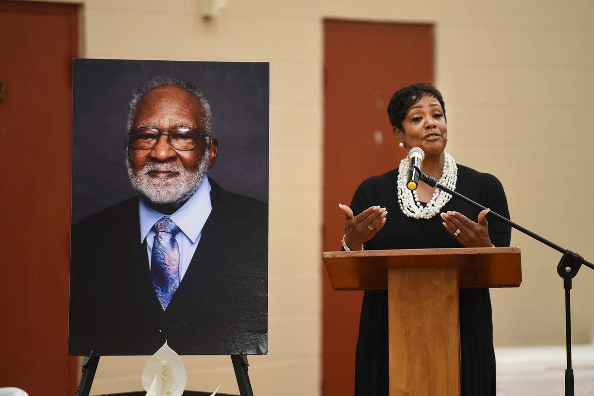 Rev. Valerie A. Thompson, pastor of Revelation Missionary Baptist Church in Columbus, leads a memorial service for Councilor Jerry “Pops” Barnes on April 25, 2024.