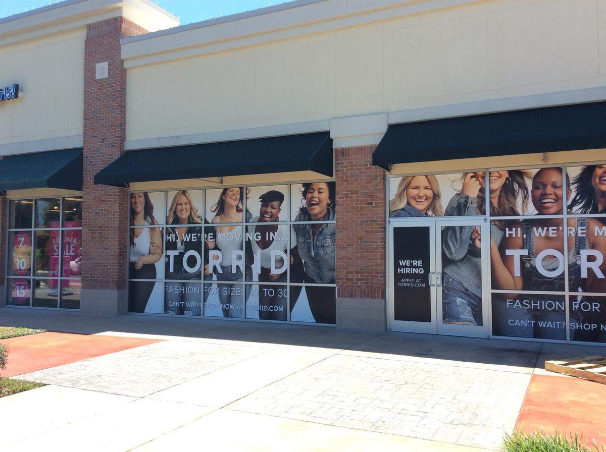 Plus-sized women’s clothing store Torrid is moving from inside Peachtree Mall to a new store on Whittlesey Boulevard in July.