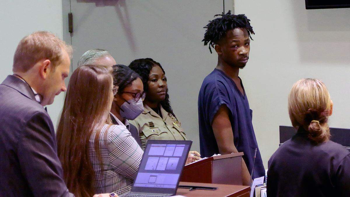 Hosni Batebawia, 20, facing camera, appears in Columbus Recorder’s Court on Oct. 1, 2025.