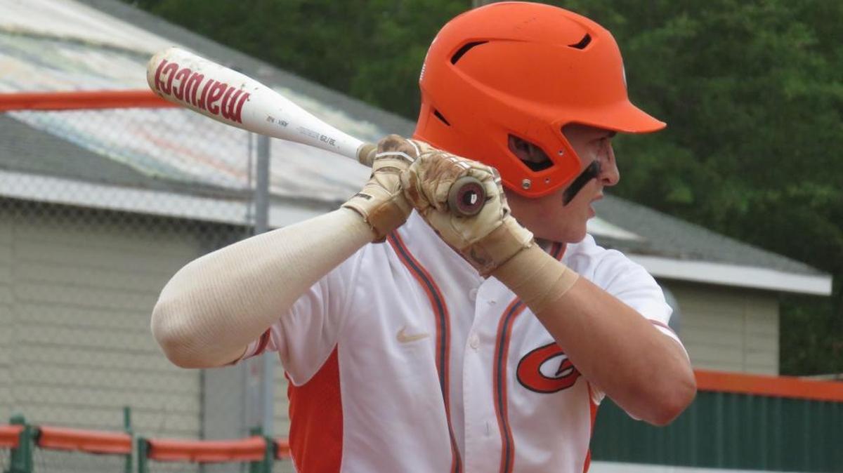 Brandon Moseley and the Glenwood Gators were able to split Thursday’s doubleheader, forcing a series-deciding Game 3 on Friday.