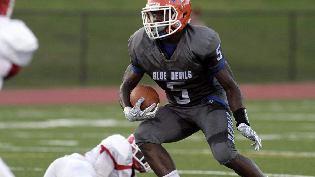 ROBIN TRIMARCHI rtrimarchi@ledger-enquirer.com 
 Columbus High beats Marion County 21-14 at Kinnett Stadium Thursday to extend their record to 4-0 on the season. 09.17.15